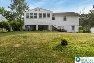 2132 Clearview Ave, Stroud Twp, PA 18360 - Photo 8