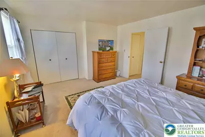 41 Eisenhower Circle, Whitehall Township, PA 18052 - Photo 12