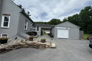 4425 Vera Cruz Rd, Upper Saucon Township, PA 18034 - Photo 2