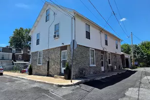 526 Pearl St, Catasauqua Boro, PA 18032 - Photo 2