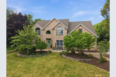 831 Colonna Lane, Bushkill Twp, PA 18064 - Photo 2