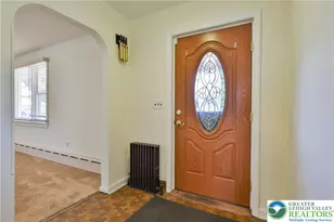 614 Grape St, Whitehall Township, PA 18052 - Photo 4