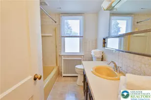 614 Grape St, Whitehall Township, PA 18052 - Photo 18