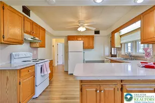 614 Grape St, Whitehall Township, PA 18052 - Photo 10