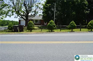 1819 Blue Barn Rd, South Whitehall Township, PA 18069 - Photo 1