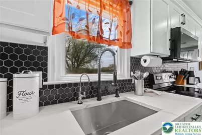 1804 Elmhurst Drive, Whitehall Township, PA 18052 - Photo 14