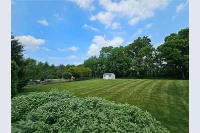 115 Fox Run, Williams Township, PA 18042 - Photo 2