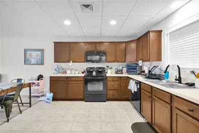 252 Walnut Street #205, Bath, PA 18014 - Photo 6
