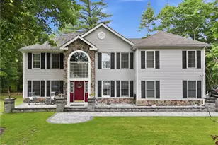 316 Ash Terrace, Stroud Twp, PA 18301 - Photo 2