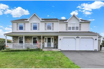 347 Rosecliff Drive, Amity Twp, PA 19518 - Photo 2