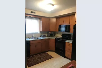 897 Cold Spring Road #10, Lower Macungie Township, PA 18103 - Photo 4