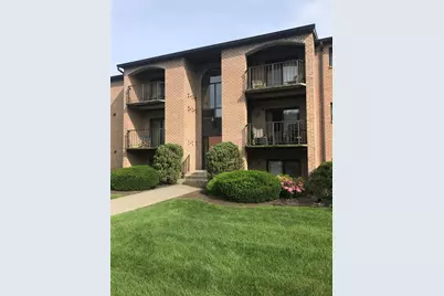 897 Cold Spring Road #10, Lower Macungie Township, PA 18103 - Photo 2