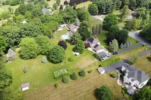 881 Gove Rd, Bushkill Twp, PA 18064 - Photo 30