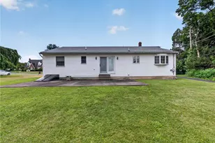 1559 N 25th St, South Whitehall Township, PA 18104 - Photo 4