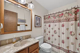 1559 N 25th St, South Whitehall Township, PA 18104 - Photo 16