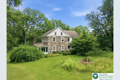 659 Mahoning Drive W, Mahoning Twp, PA 18235 - Photo 2