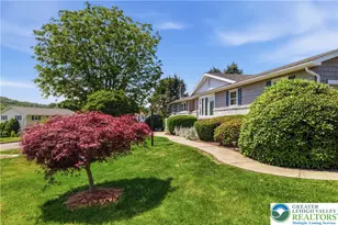 945 Williams Ave, Walnutport Boro, PA 18088 - Photo 6