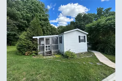 38 Ahearn, Upper Mt Bethel Twp, PA 18343 - Photo 2