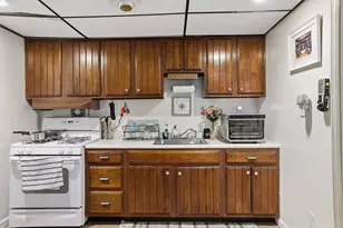 180 E Shore Dr, Dingmans Ferry, PA 18328 - Photo 10