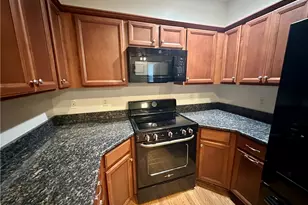 130 S 7th St, Lehighton Boro, PA 18235 - Photo 10