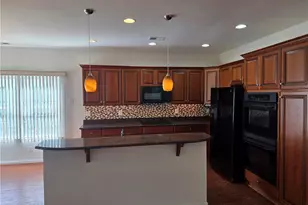 4105 Pine Hurst Dr, Allen Township, PA 18067 - Photo 8