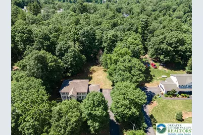 2014 Gorden Ridge Drive, Price Twp, PA 18302 - Photo 2