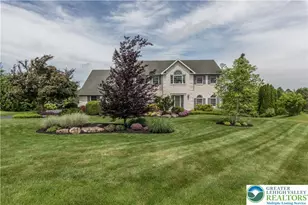 3755 Lindy Dr, North Whitehall Township, PA 18069 - Photo 2