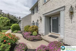 3755 Lindy Dr, North Whitehall Township, PA 18069 - Photo 6