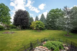 7068 Periwinkle Dr, Macungie Boro, PA 18062 - Photo 34
