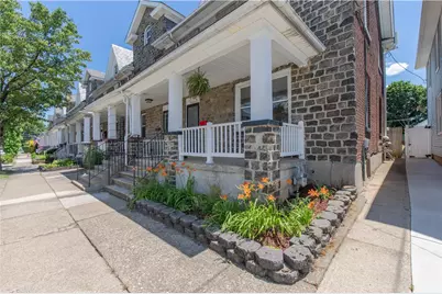 2428 Sycamore Street, Easton, PA 18042 - Photo 2