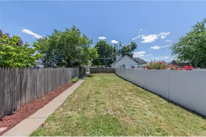 2428 Sycamore Street, Easton, PA 18042 - Photo 8