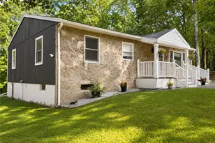 179 Darcy Dr, Chestnuthill Twp, PA 18353 - Photo 2