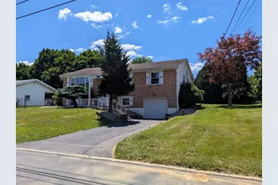 2650 Clover Drive, Easton, PA 18045 - Photo 2