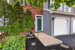 239 Village Walk Dr, Macungie Boro, PA 18062 - Photo 2