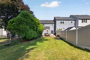 239 Village Walk Dr, Macungie Boro, PA 18062 - Photo 14