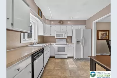 239 Village Walk Drive, Macungie Boro, PA 18062 - Photo 10