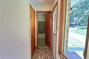 1201 Verona Dr, Plainfield Township, PA 18072 - Photo 12