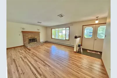 1201 Verona Drive, Plainfield Township, PA 18072 - Photo 4