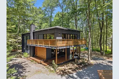 1142 Oakland Place, Tobyhanna Twp, PA 18350 - Photo 2
