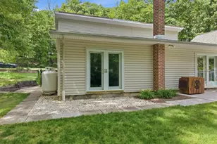 209 Manor Ln E, Mahoning Twp, PA 18235 - Photo 64