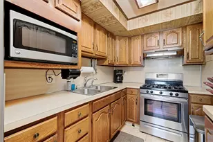 2005 S Hall St, Allentown City, PA 18103 - Photo 12