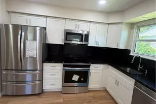 1423 Garden Ave, Salisbury Township, PA 18103 - Photo 16