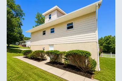 1423 Garden Avenue, Salisbury Township, PA 18103 - Photo 8
