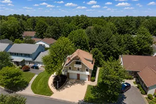 1423 Garden Ave, Salisbury Township, PA 18103 - Photo 6