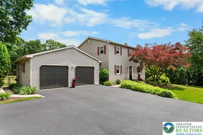 222 S Franklin Street, Washington Twp, PA 18072 - Photo 2