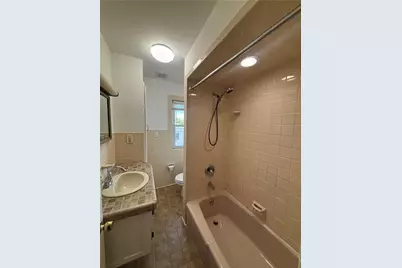 2238 Fairview Avenue, Wilson Boro, PA 18042 - Photo 6