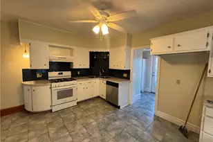 2238 Fairview Ave, Wilson Boro, PA 18042 - Photo 2