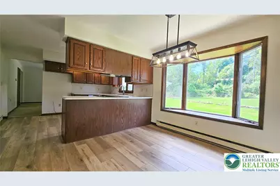 2810 County Line Road, Lower Saucon Township, PA 18055 - Photo 8