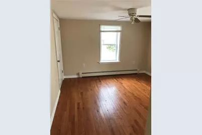135 N Cedar Street, Nazareth Boro, PA 18064 - Photo 14