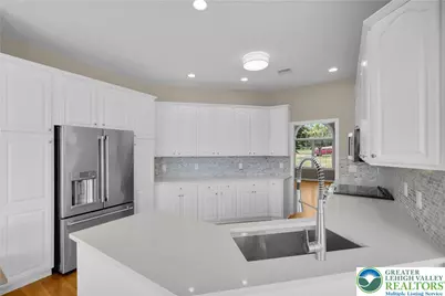 4684 York Drive, North Whitehall Township, PA 18069 - Photo 10